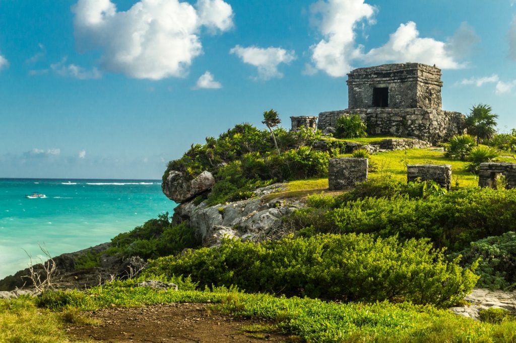 tulum budget things to do ruins